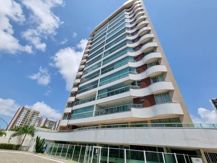 Portal Farol — empreendimento entregue pela Condominial Two Business no modelo associativo
